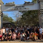 Exploring Komodo Island, Komodo dragon, Loh Liang