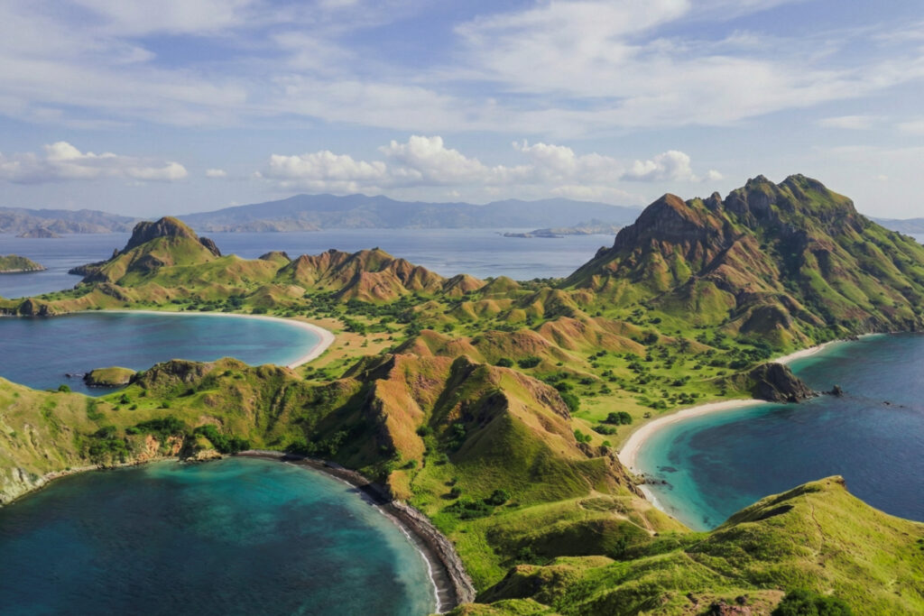 komodo trip from lombok, komodo island tour from lombok, komodo boat trip from lombok, lombok to komodo tour, komodo tour, komodo trip, komodo island tour, komodo cruise from lombok, komodo luxury cruises, komodo luxury cruises from lombok, labuan bajo to lombok, komodo island tour 4 days, komodo tour 3 days, komodo tour 2 days