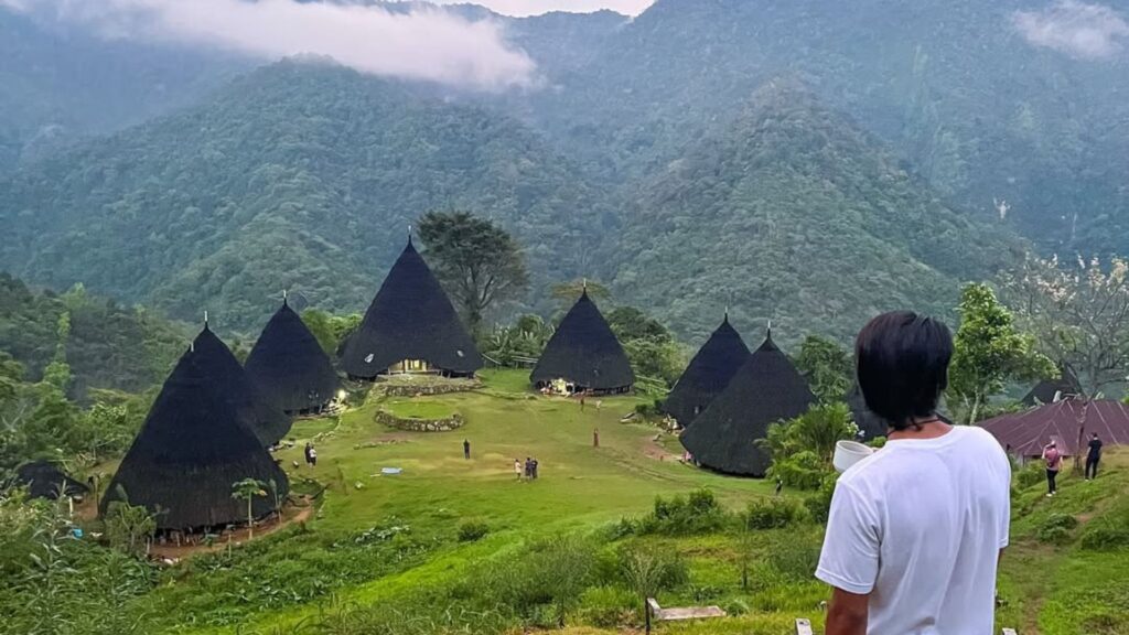 waerebo village, wae rebo tour​, wae rebo village tour​, tour wae rebo​