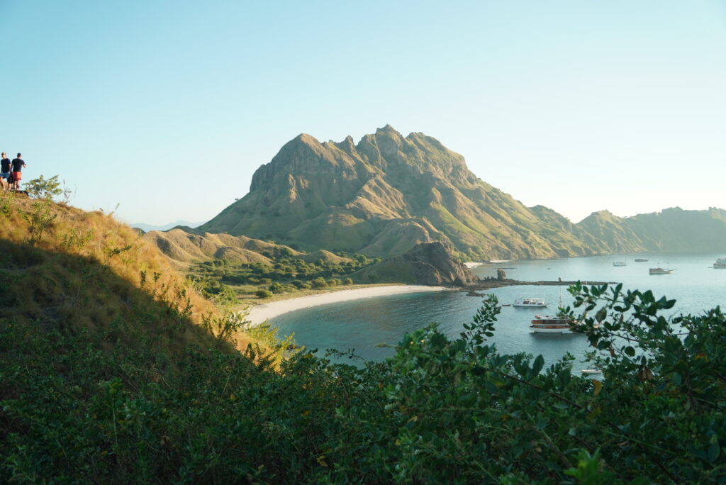 4D3N LOMBOK TO KOMODO BOAT TRIP