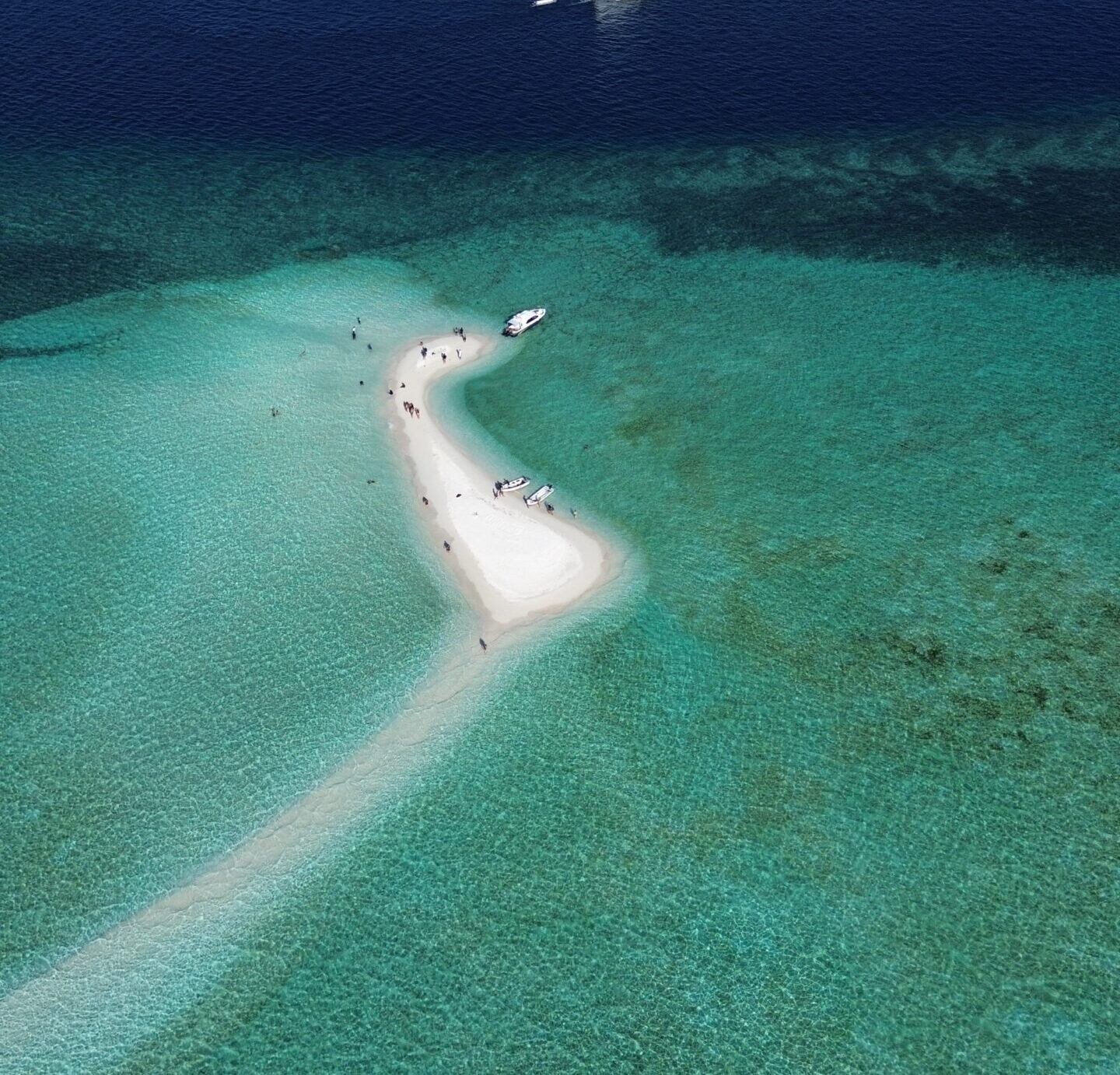 Taka Makassar, Komodo National Park, Labuan Bajo, Taka Makassar sandbar, Komodo tour 3D2N, Labuan Bajo trip